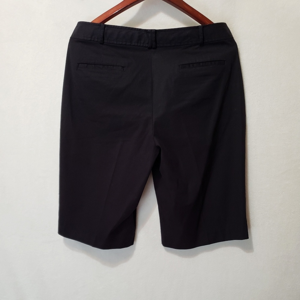 🖤 Talbots | Bermuda Shorts - Picture 2 of 4